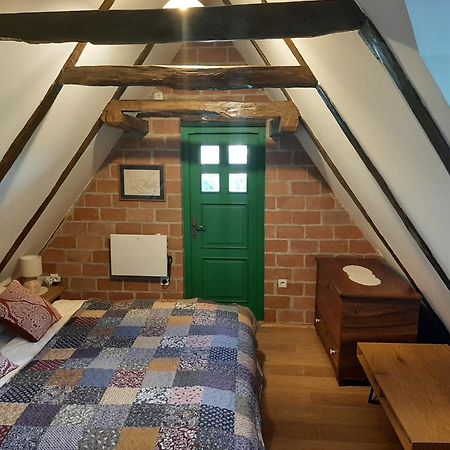 Apartmani Etno Kuca Pod Okicem Samobor Exteriör bild
